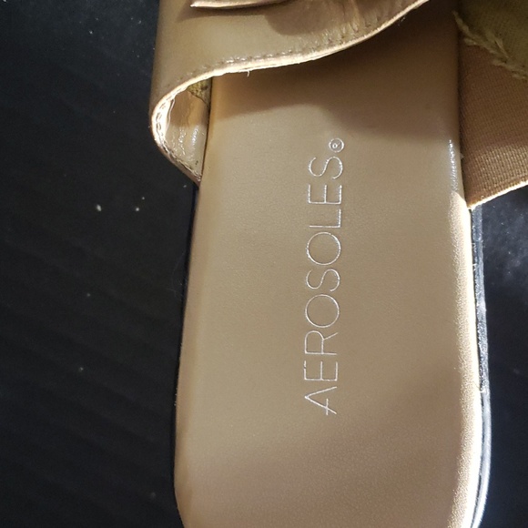 Aerosoles Women's Cream Heeled Sandals. Sized 9.5. - Picture 7 of 7